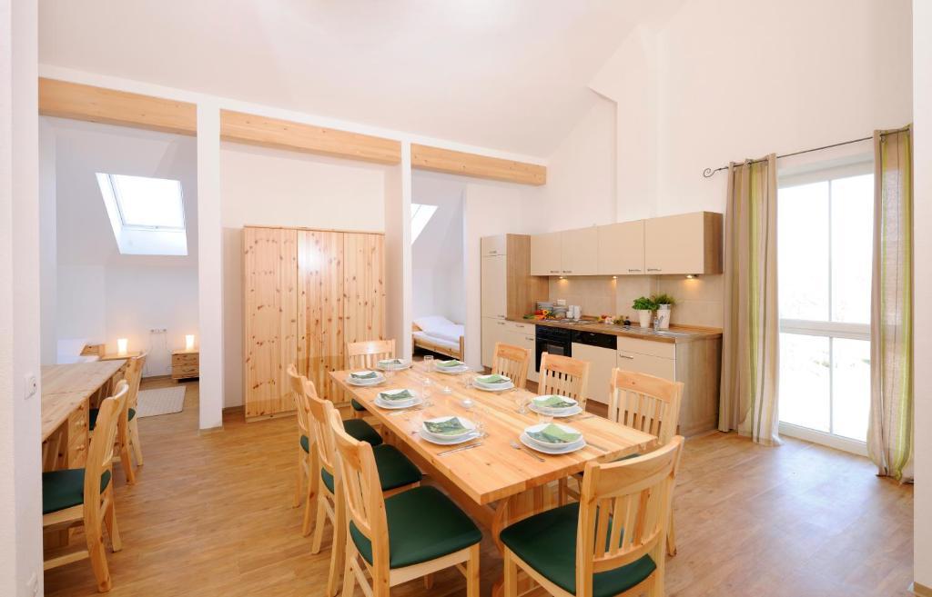 Hotel Inspiration Garni Tittmoning Quarto foto